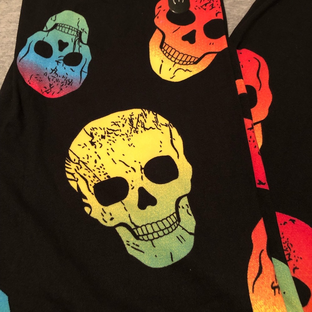 Rainbow Skull Print Leggings ONE SIZE - Picture 3 of 4